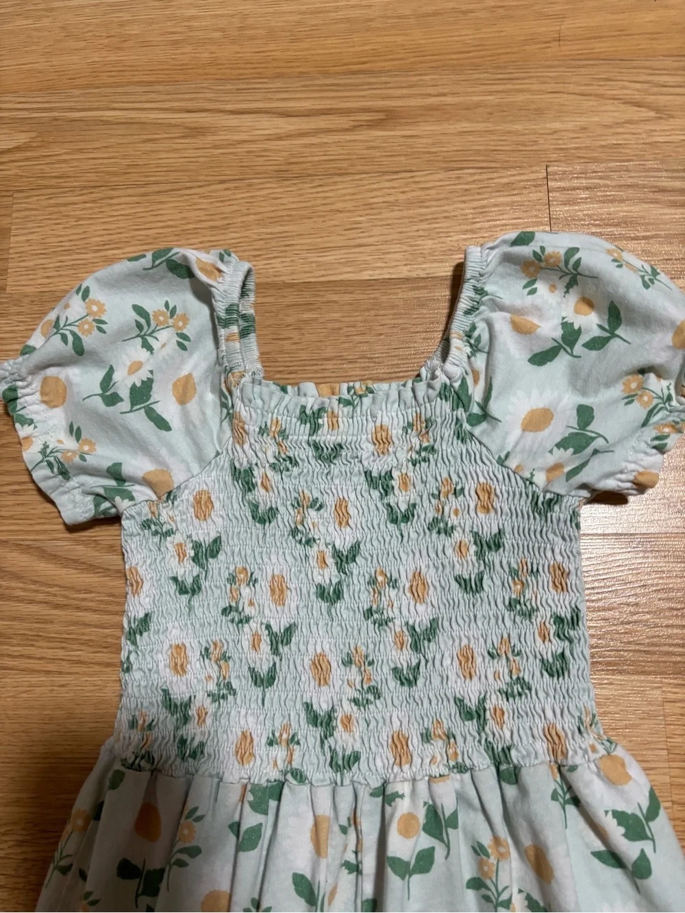 “Sweet Honey” smocked romper size 6 (Read Description)